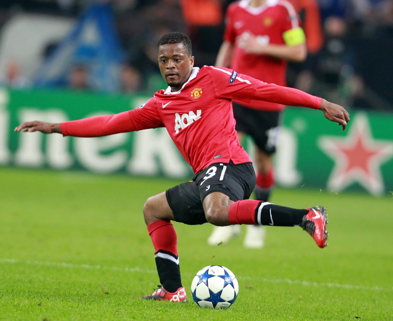 出来帮助球 出来帮助球