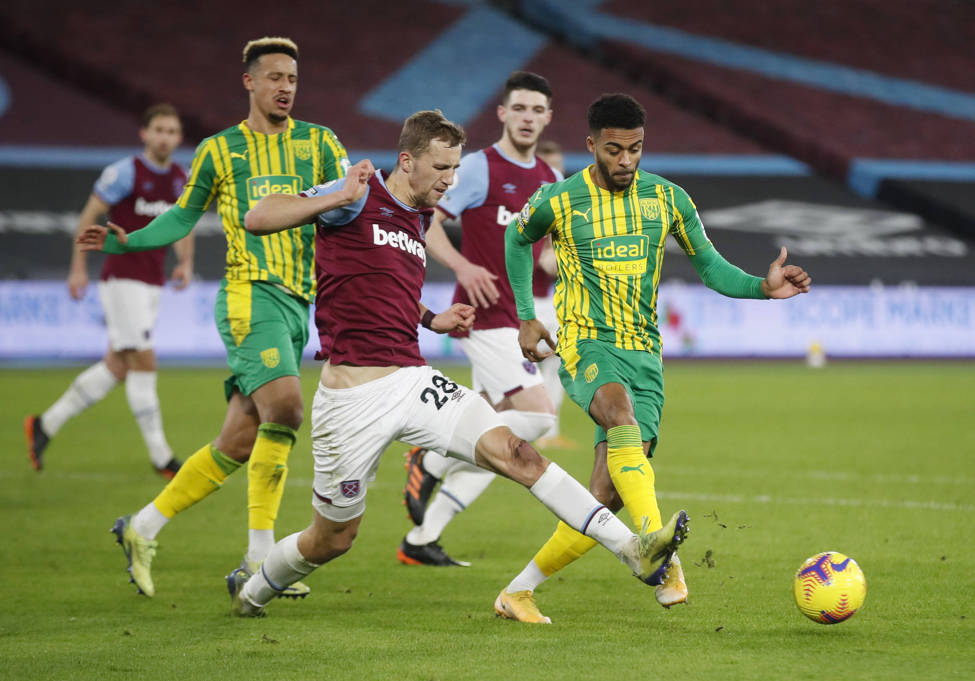 莱斯的配合 莱斯的配合